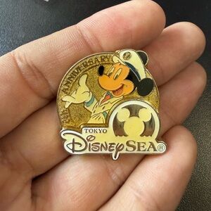 Tokyo Disney Sea Resort Event Clip 6th Anniversary TDR JAPAN NWT Vintage 2007